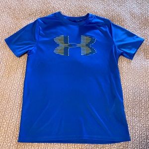 Under armpit blue athletic shirt